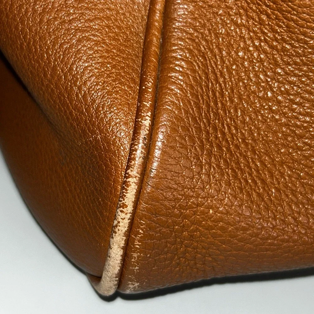 Pre loved Michael Kors pebbled leather satchel